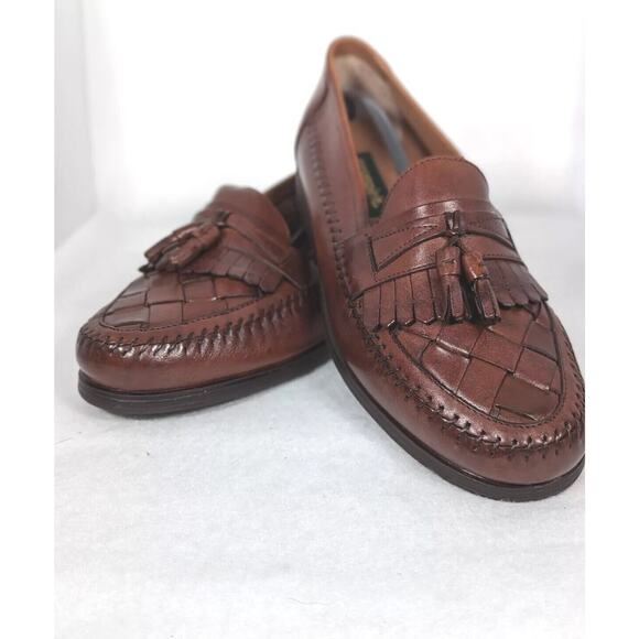 Easy Spirit Mens shoes 9.5B NIB Leather Upper Made In Brazil